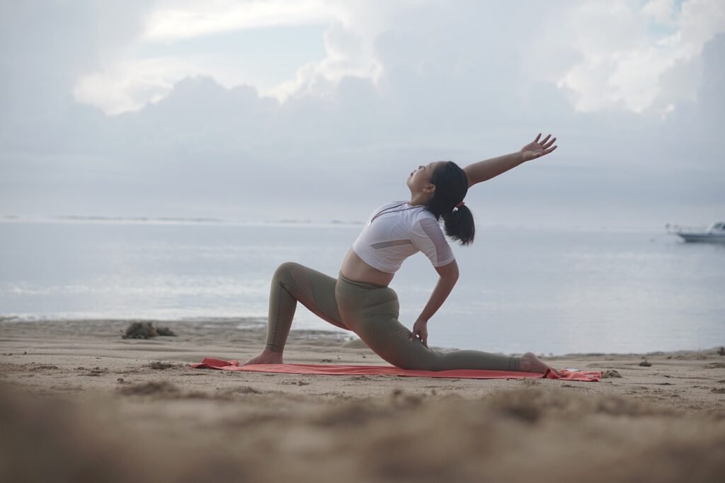 Ashwa Sanchalanasana Ki Vidhi,Labh Aur Savdhaniyon.